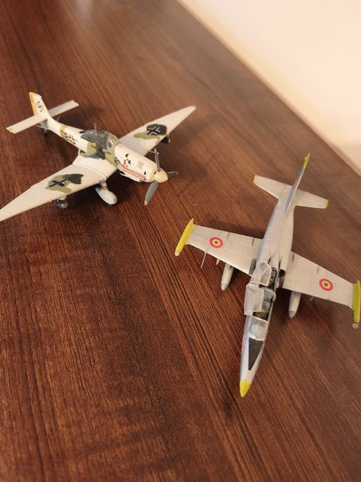 Machete avioane 125lei buc