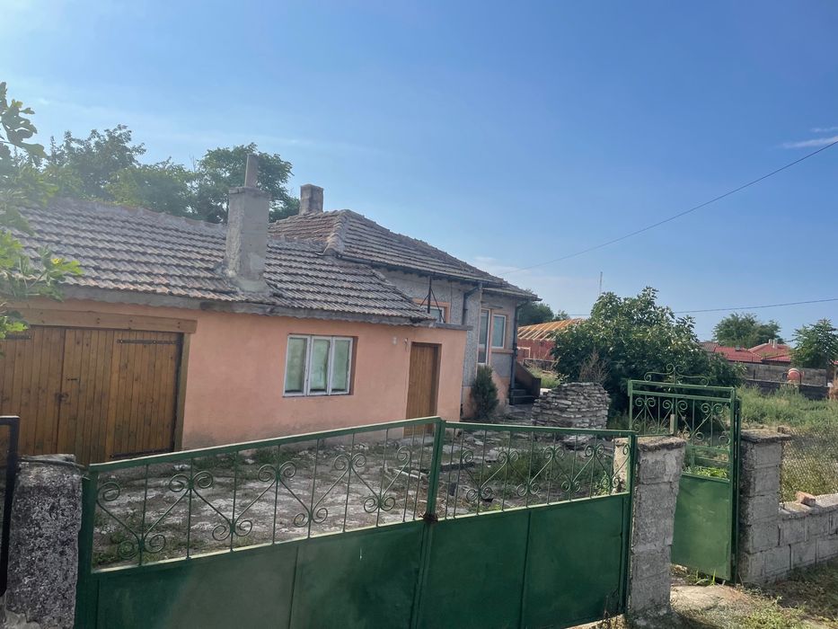 Продава се Къща в с. Българево, Област Добрич - 100 кв.м за 490 €/кв.м - Снимка #2