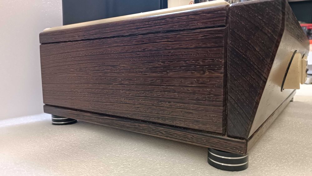 Само с поръчка! Лампов усилвател Queen Alpha 300B