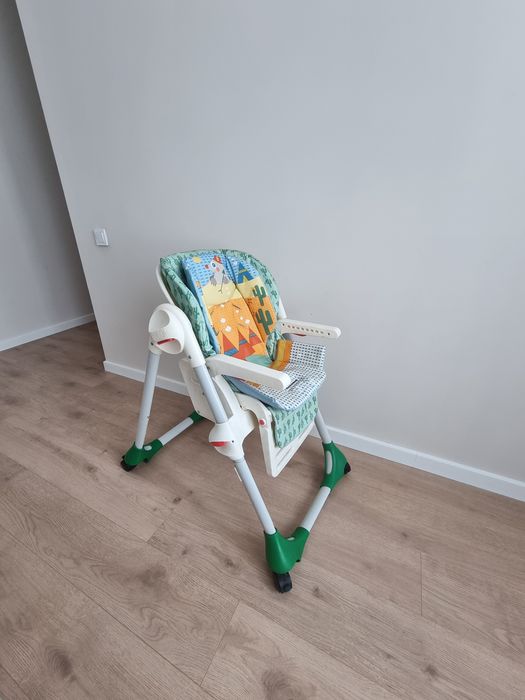 Детский столик для кормления