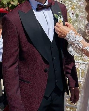 Costum visiniu ceremonie ginere marime S