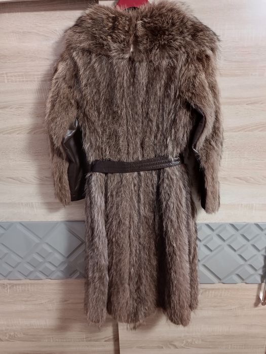 Палто сребърна лисица и кожа