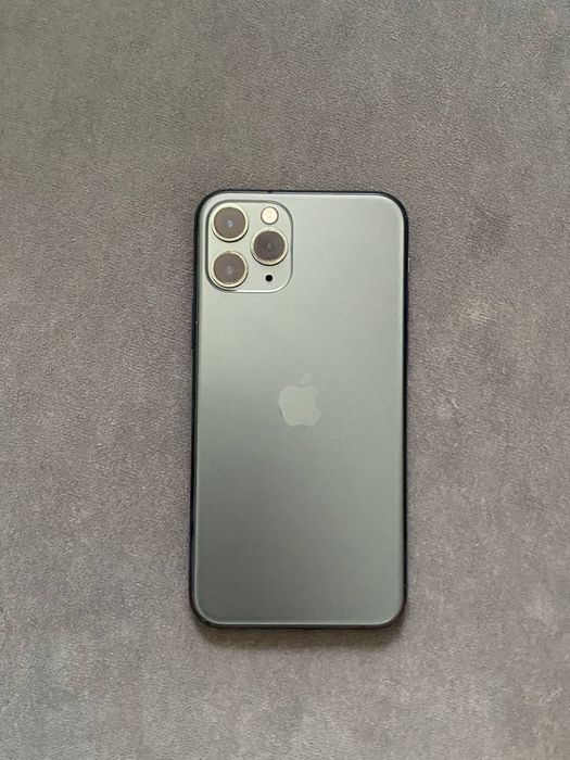 Продам iPhone 11 Pro