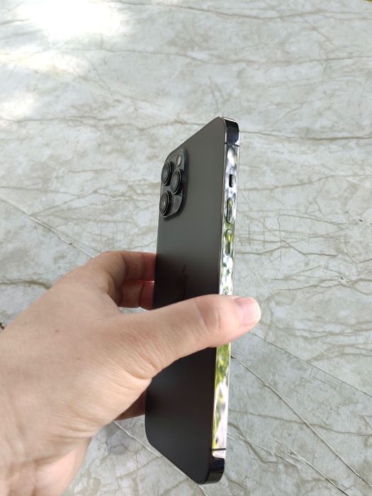 iPhone 12 ProMax продается