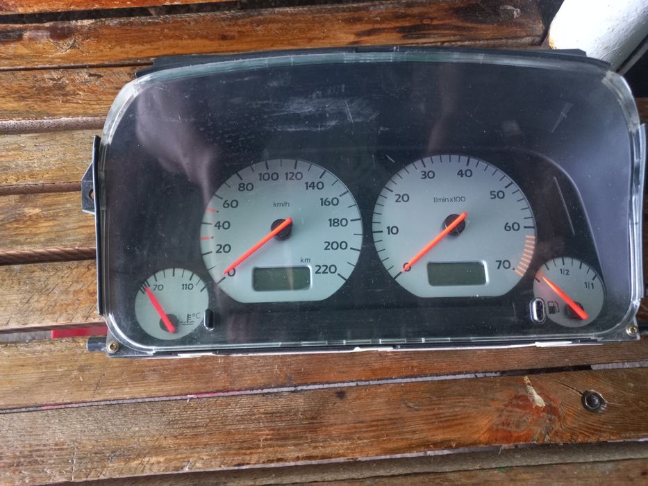 Продам шиток прибор