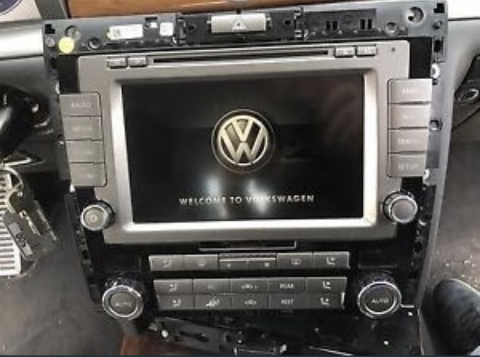 Reparatii navigatii VW RNS510/ RNS 810 / PHAETON Reparatii Service
