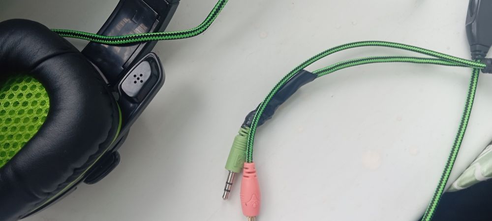 DELUX маркасы наушнник