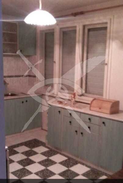 Етаж от къща в Прослав!