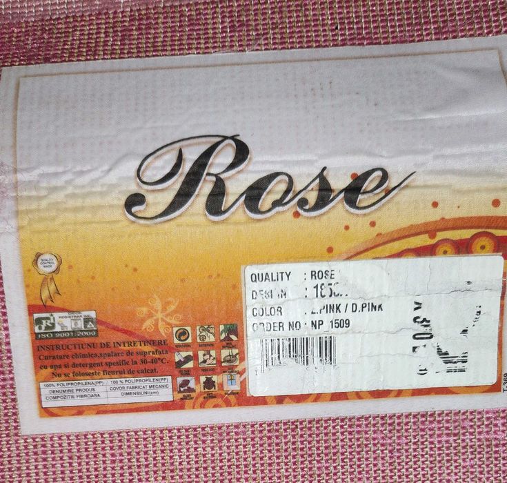 Vand covor model Minnie marime 2/3 - 6mp