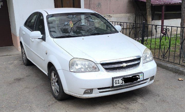 Продается lacetti 1.8