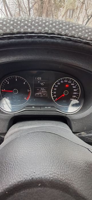 Vand masina WV Polo 2011 - 3700 euro