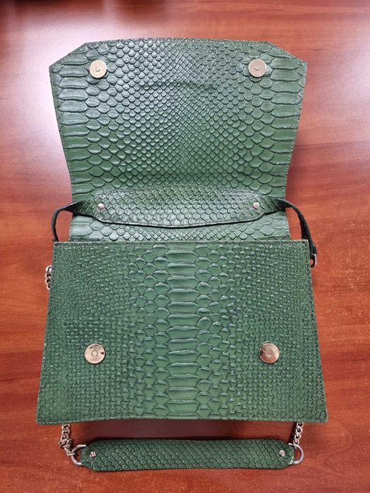Geanta dama / verde croco / Saboniti by Iulia Pene