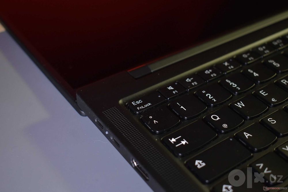 Lenovo ThinkPad T14s G6 (Snapdragon)