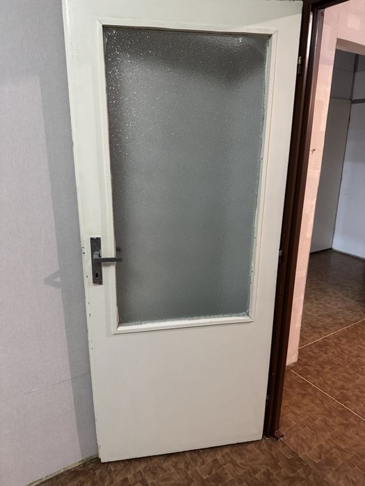 Продам чешские двери по 5000