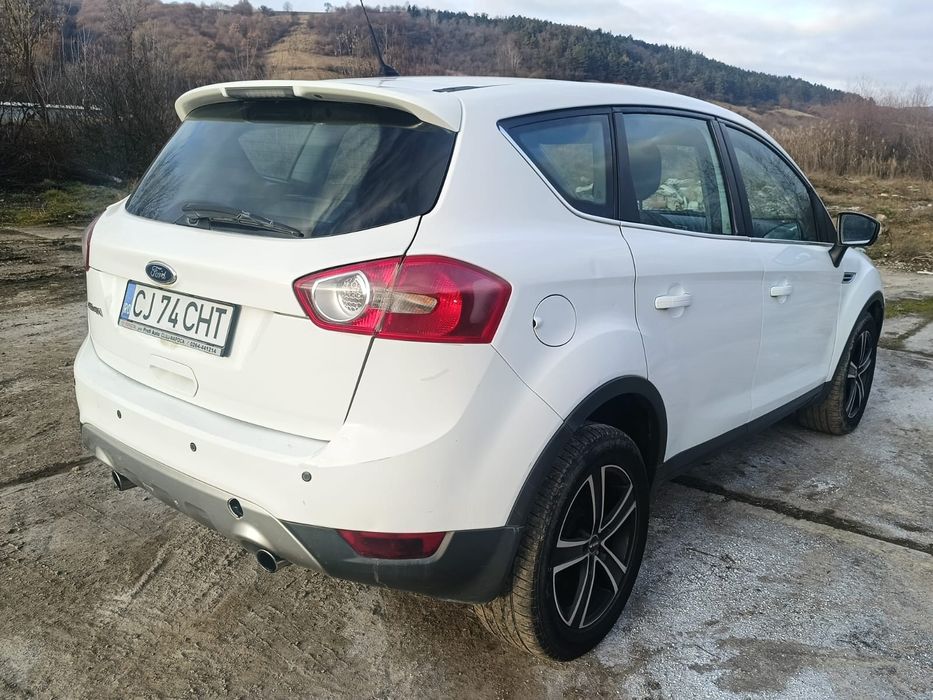 Vând Ford Kuga 2.0 TDCI 140CP 4X4  Automat