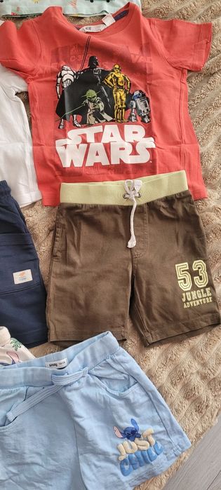 Lot tricouri și pantaloni scurti pentru copii marimea  104