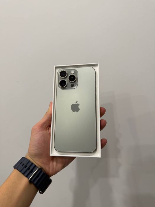 Продам IPhone 15 pro max