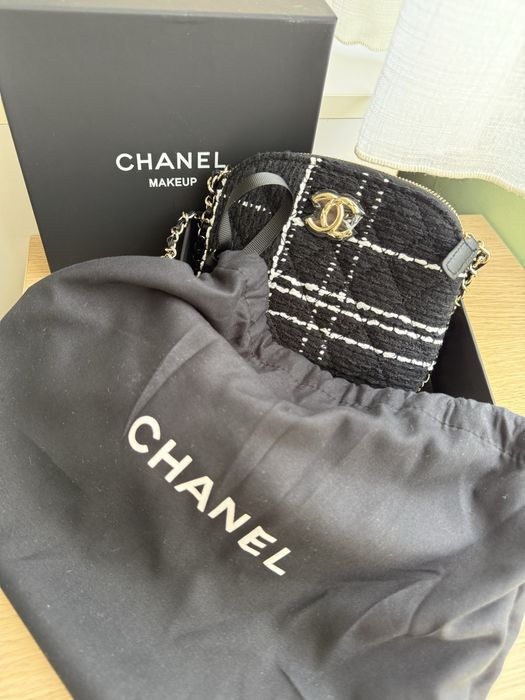 Chanel make up чанта
