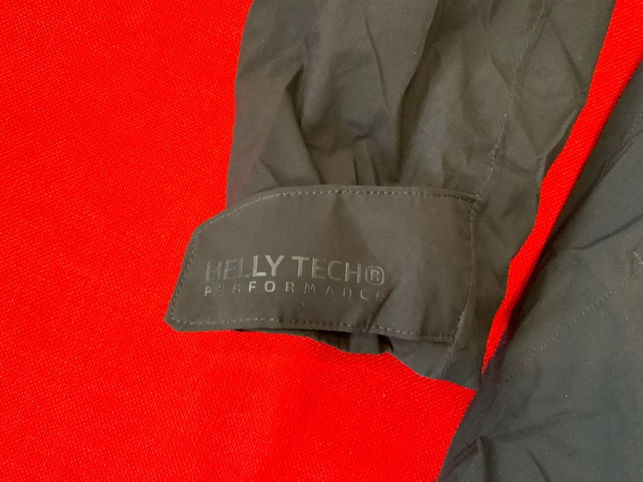 Helly Hansen-оригинално яке размер м