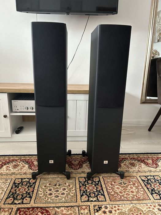 Vând boxe de podea JBL Stage A170 – ca noi