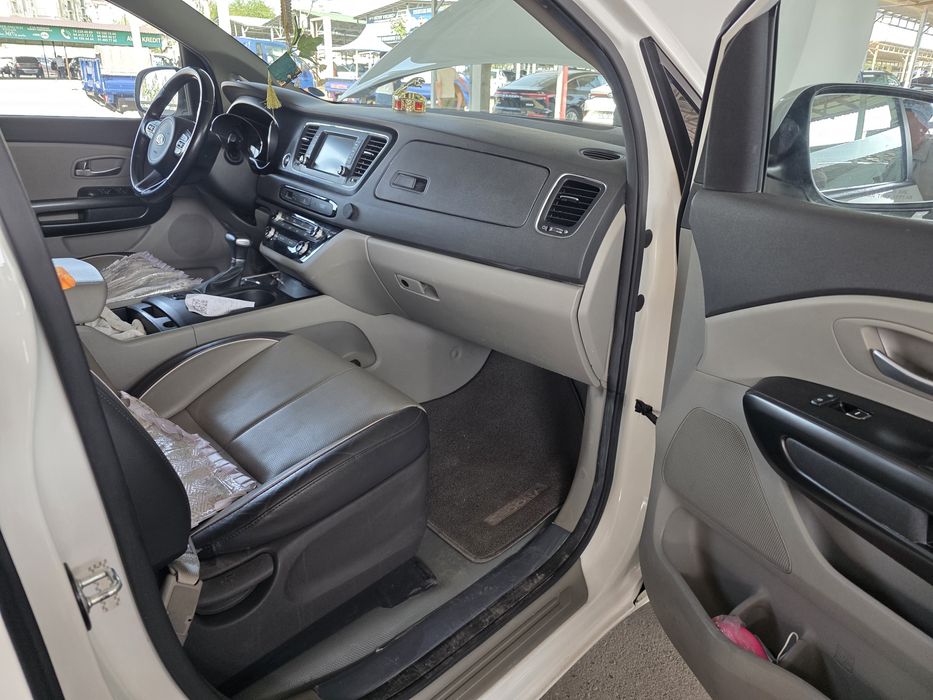 Киа седона 2017йил бинзин порбег33мин