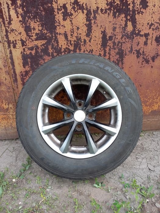 Продам комлект диски и резина