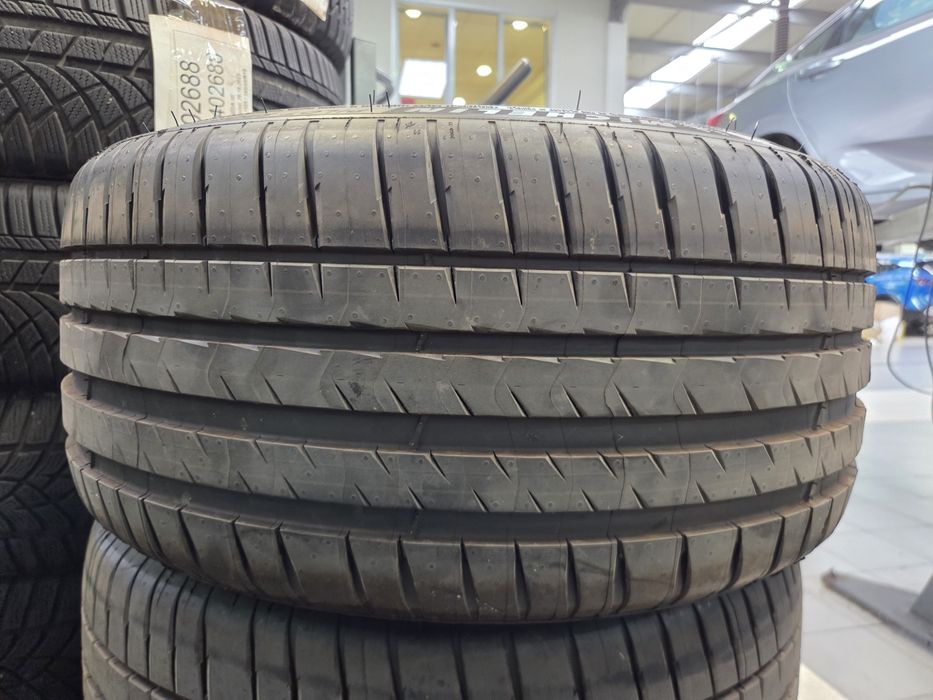Anvelope noi Michelin Pilot Sport 4 235 40 18
