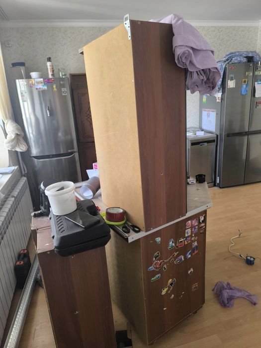 Отдам даром шкаф кухонный