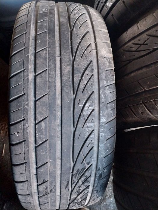 4 шины Ecovision 235 55 R18.