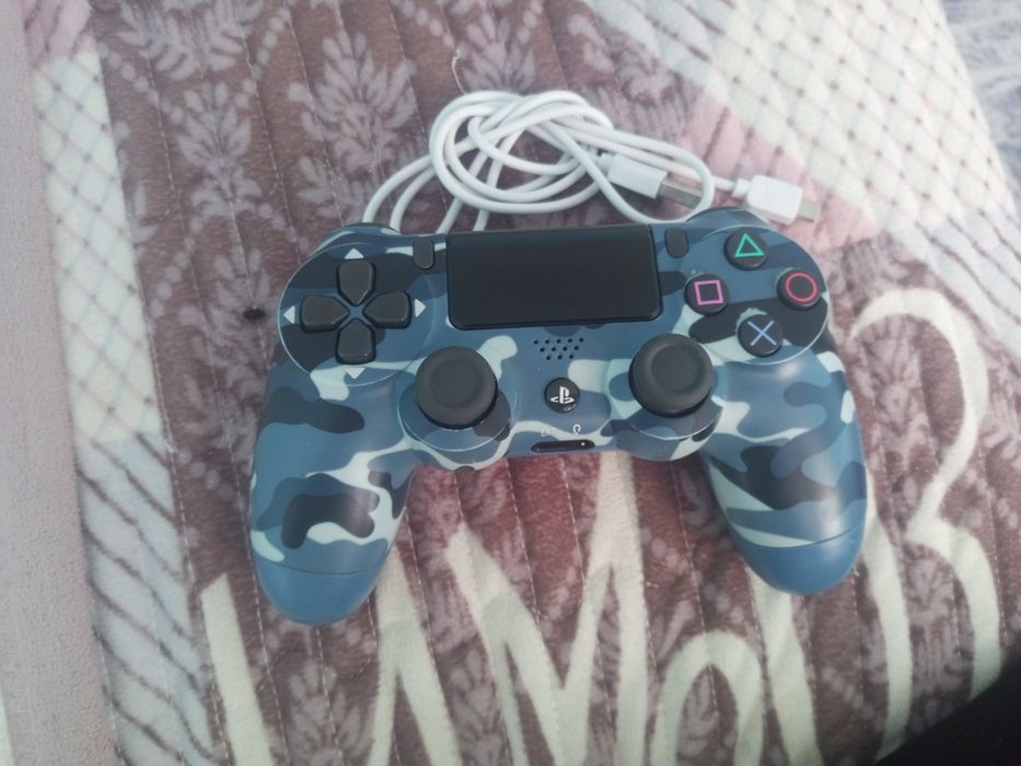 Игорвой джостик для ПК и пс