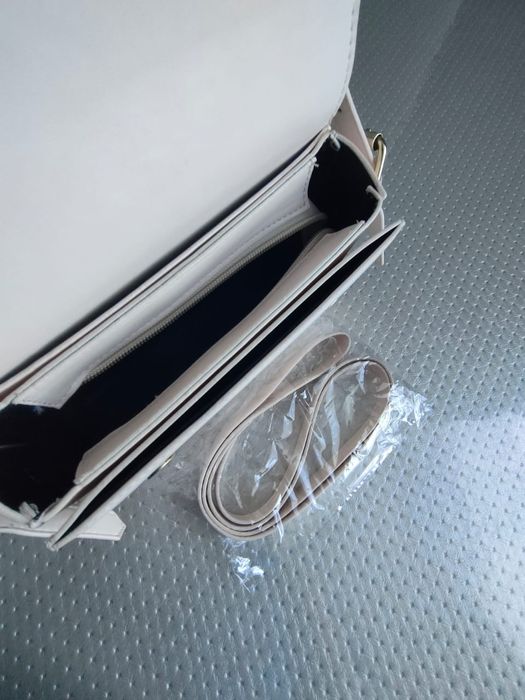 Продам сумка 2500тг