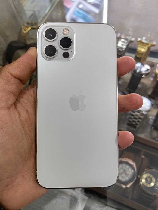 Iphone 12 pro 128Gb holati Ideal hech qayeri alishmagan Radnoy
