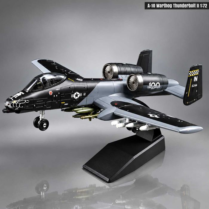 Macheta Avion F-14A /A10 /F-18F /Rafale scara 1:72 27cm