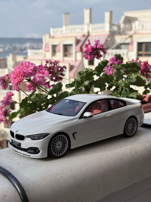 Колекционерски модел BMW Alpina B4 GtSpirit 1:18