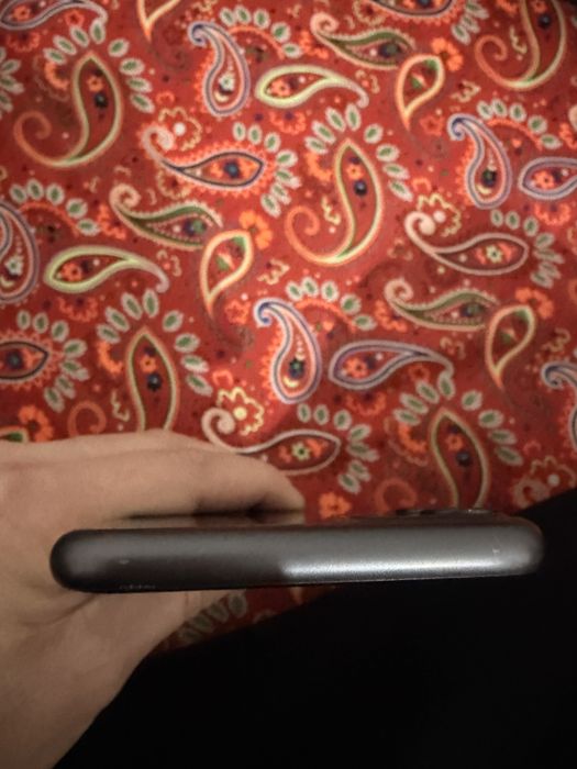 Айфон 11 сатылады