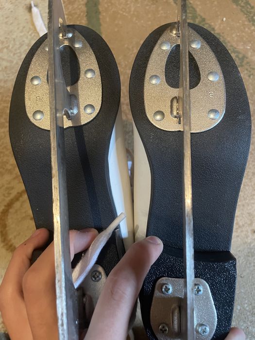 Коньки любительские