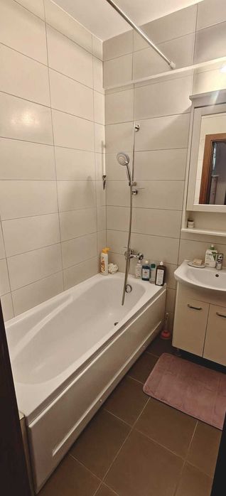 Apartament 2 camere decomandat | 53 mp | Parcare privata | 15 min metrou 1 Decembrie 1918