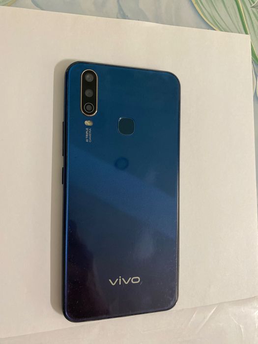 телефон vivo 1902