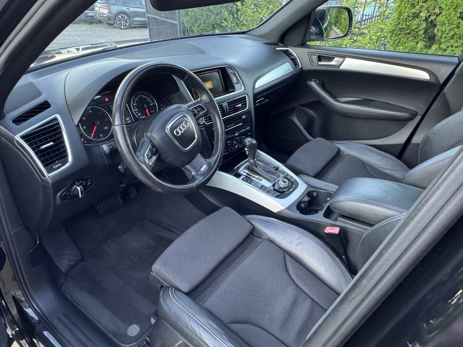 Audi Q5 ~2.0~170 cp~Quattro~Panorama~S-line~Bi-Xenon