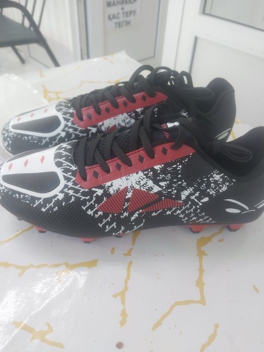 Продаю бутсы для