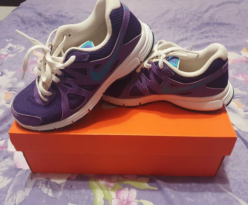 Маратонки NIKE , размер 35.5