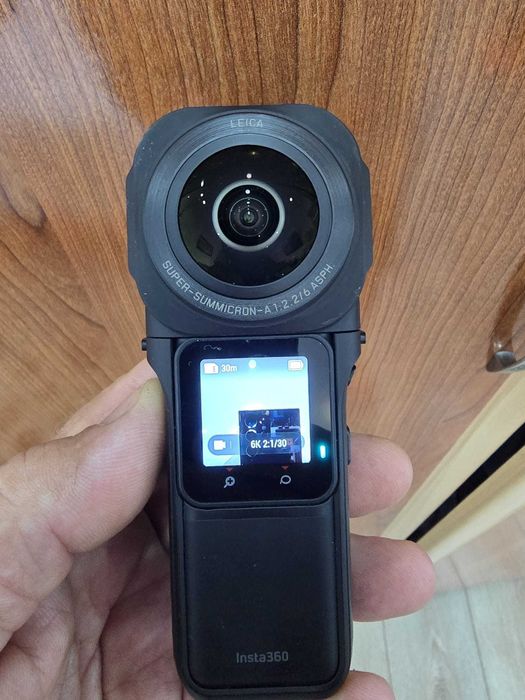 Insta360 One RS 360 1 inch Edition + carcasa subacvatica si telecomanda GPS