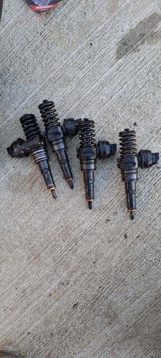 Set Injectoare vw Passat B6 1.9 tdi BLS 038130073BN