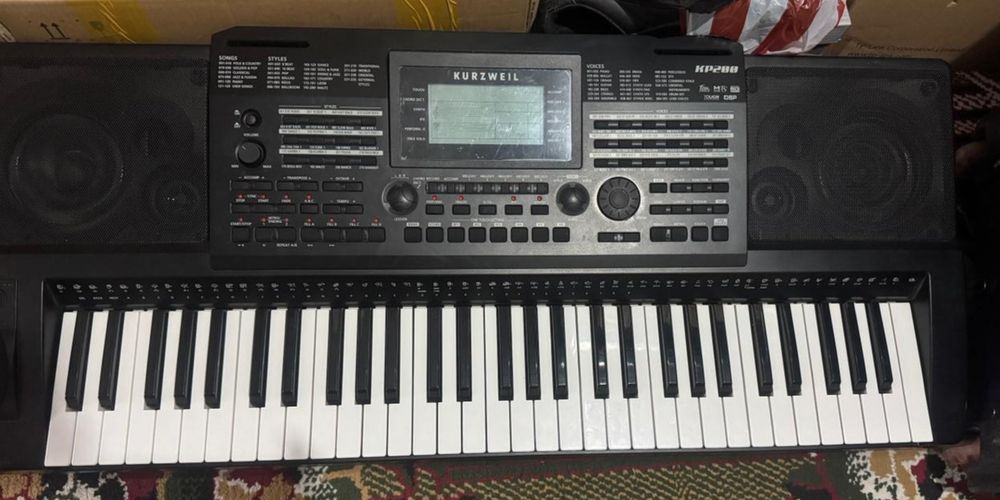 Kurzweil ямаха кр 200