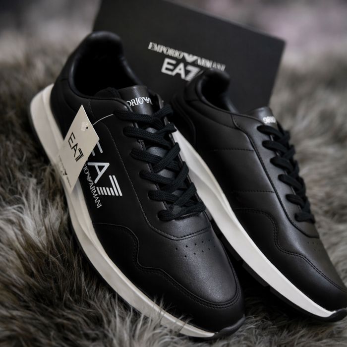 Vand incaltaminte de barbati