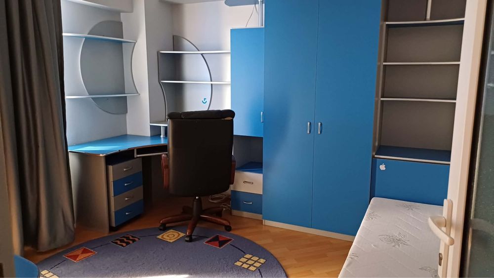 Inchiriez apartament in Oradea-  100mp