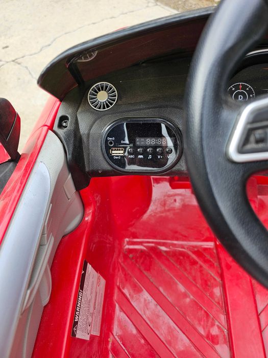Акумулаторна кола с родителски контрол 6V AUDI TT ЧЕРВЕН