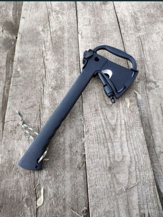 Руска туристическа мултифункционална брадва  5в1