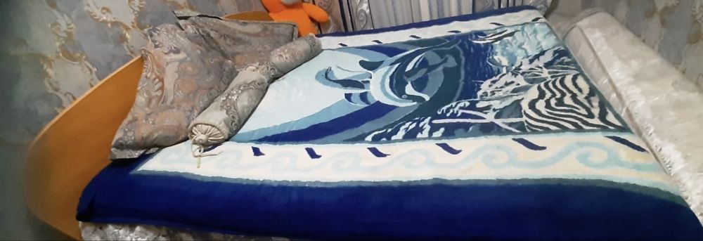 Срочно продам  гарнитуру