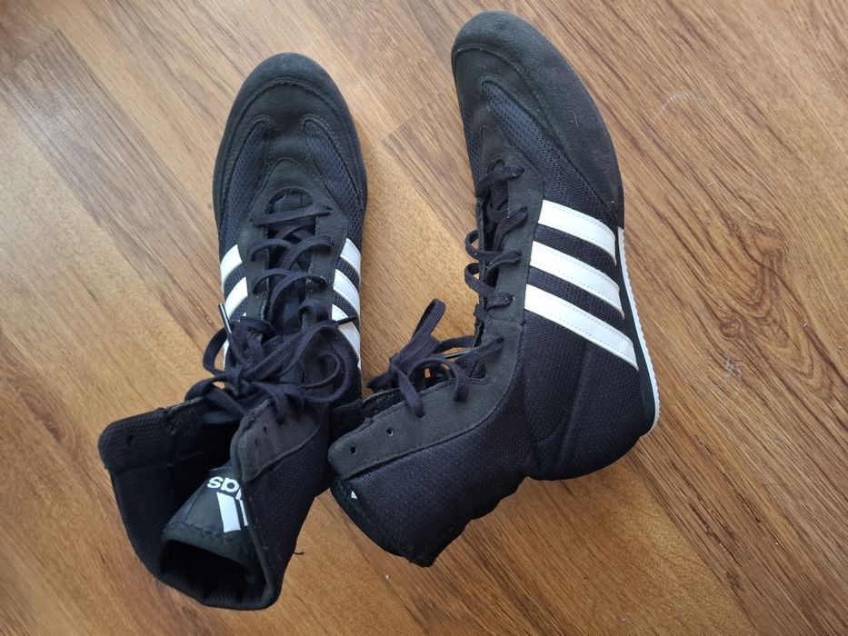 Adidas боксови обувки 42 номер.